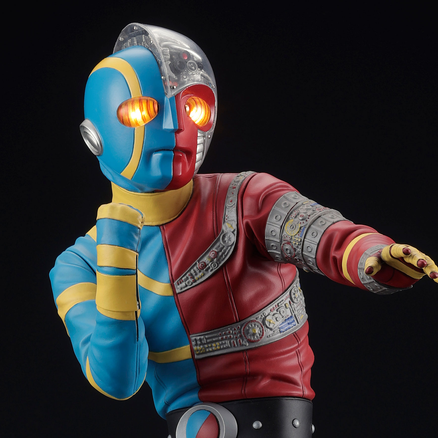 ネット販促品 海洋堂 Character Classics ウルトラマンティガ 1/5