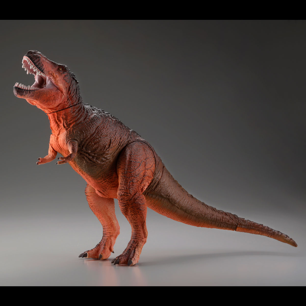 恐竜博2023 ティラノサウルス・レックス ソフトビニール製塗装済み組立