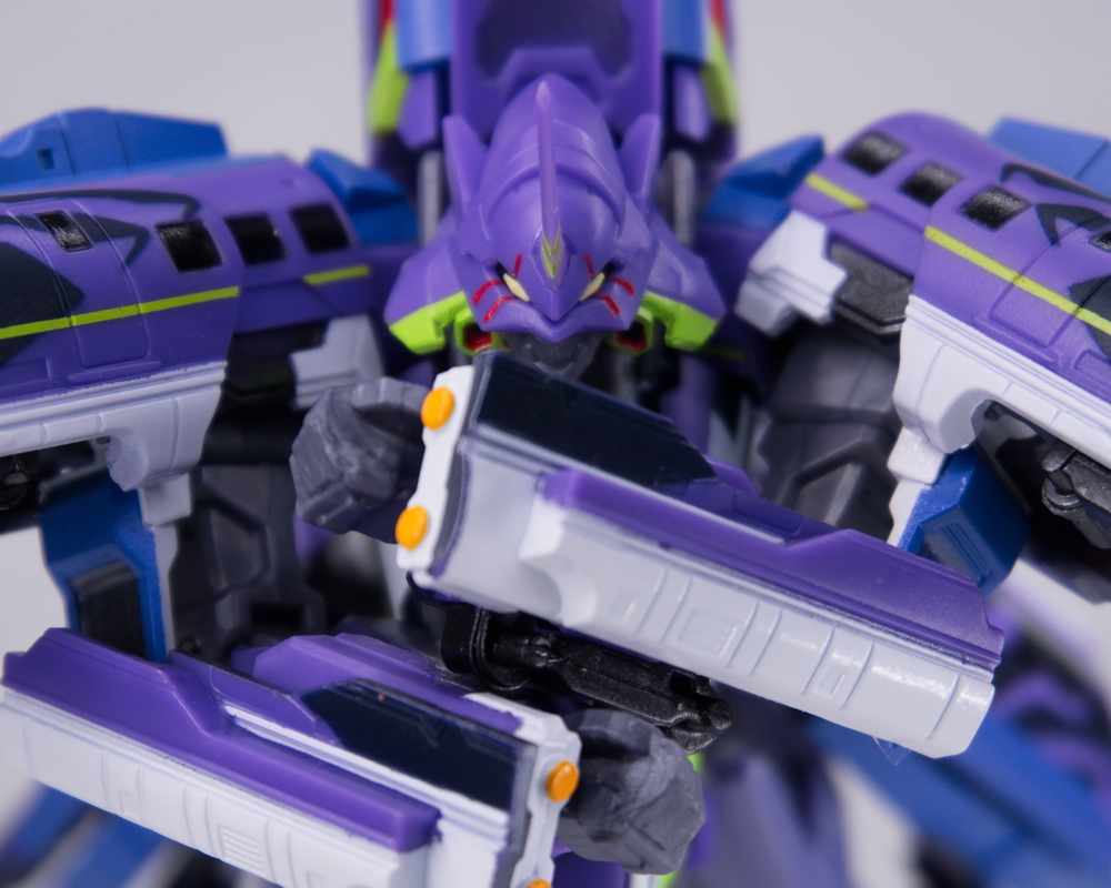 奇跡的なコラボを重ねてきた機体が なんとevangelion Evolutionシリーズに 海洋堂広報ブログ フィギュアの造形企画製作 販売を行う株式会社海洋堂